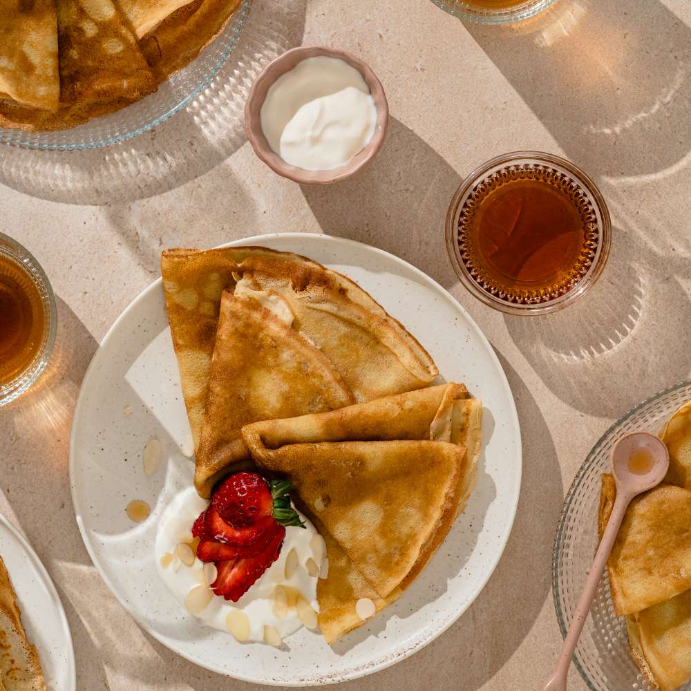 Sweet Crêpes with Yogurt, Strawberries & Honey
