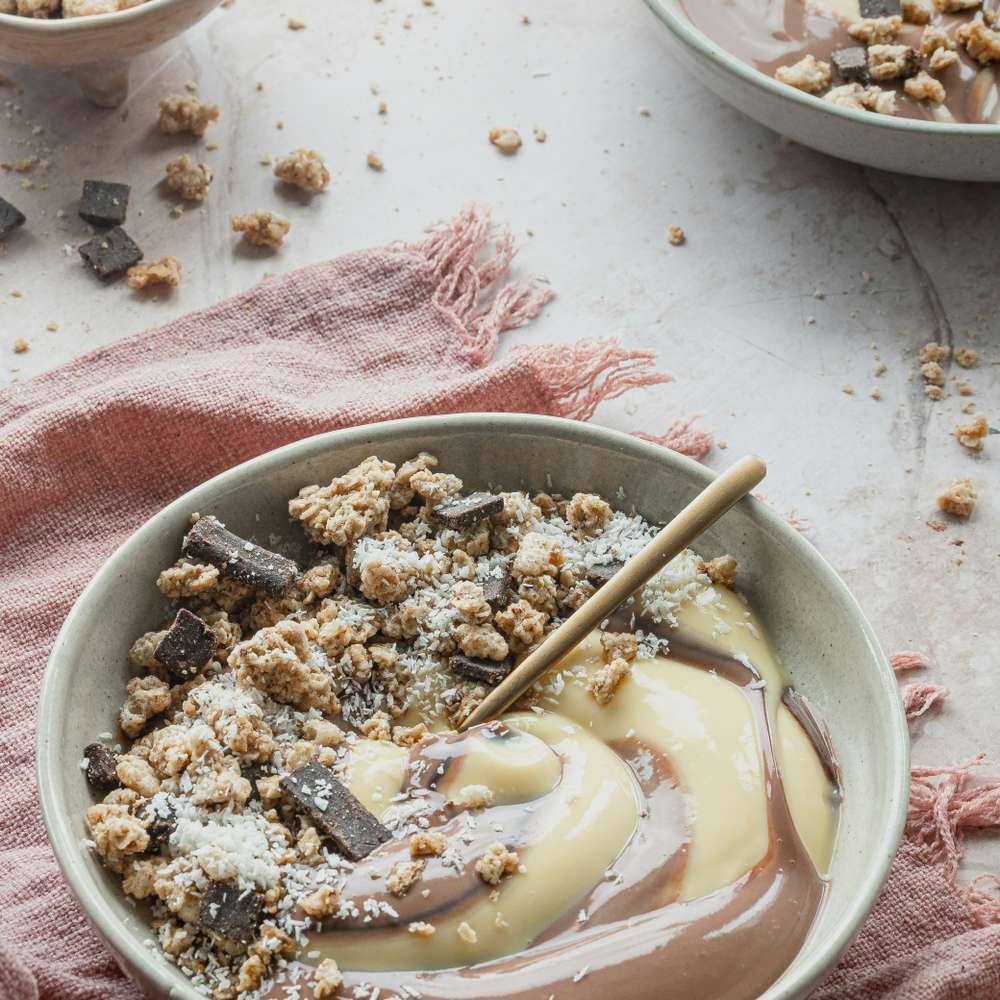 Swirled Chocolate & Vanilla Pudding Bowl