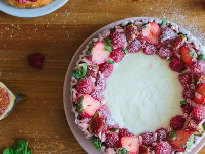 Berry & Fig Cheesecake Tart